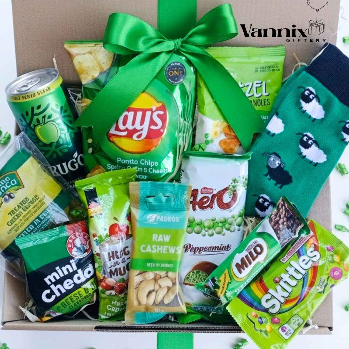 Green Theme Sheep gift Box Vannix Giftery