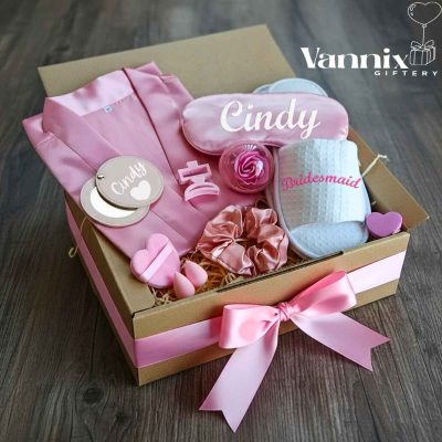 bride hard bridesmaid gift box vannix giftery